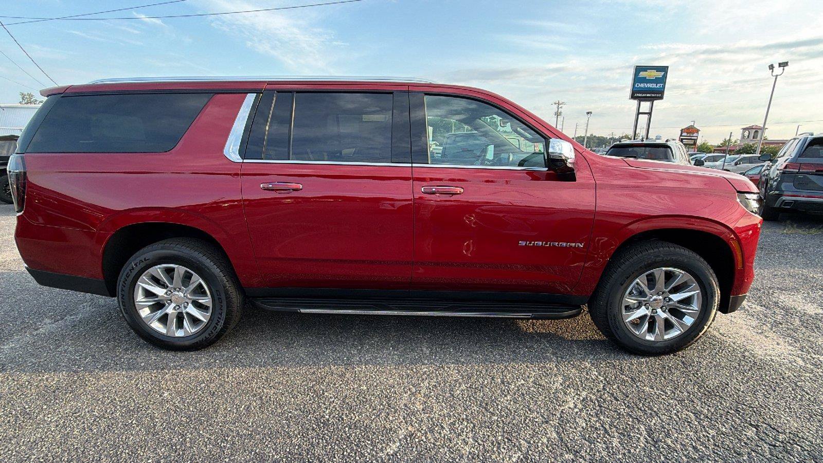 New 2026 Chevrolet Suburban Premier w/ Sun And Tow Package AWD/4WD image 7