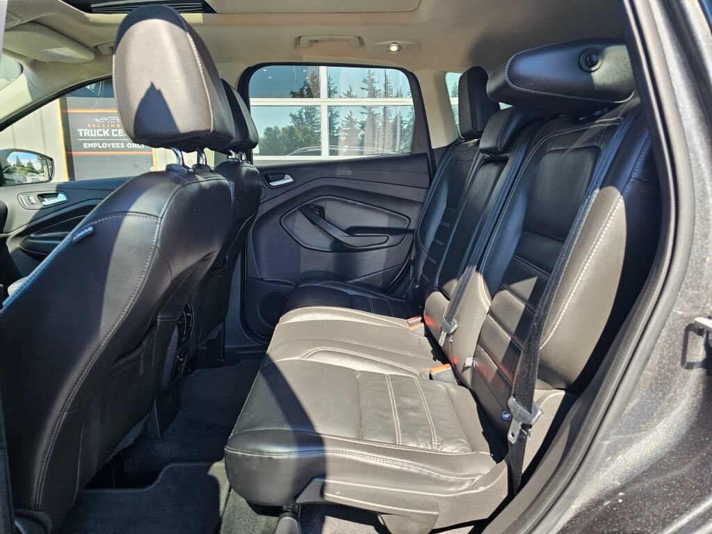 Used 2017 Ford Escape Titanium w/ Canadian Touring Package AWD/4WD image 17