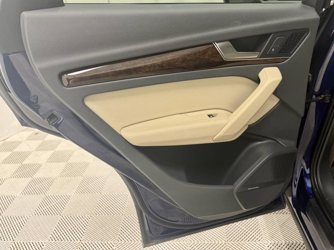 Used 2018 Audi Q5 2.0T Premium Plus w/ Premium Plus Package image 30