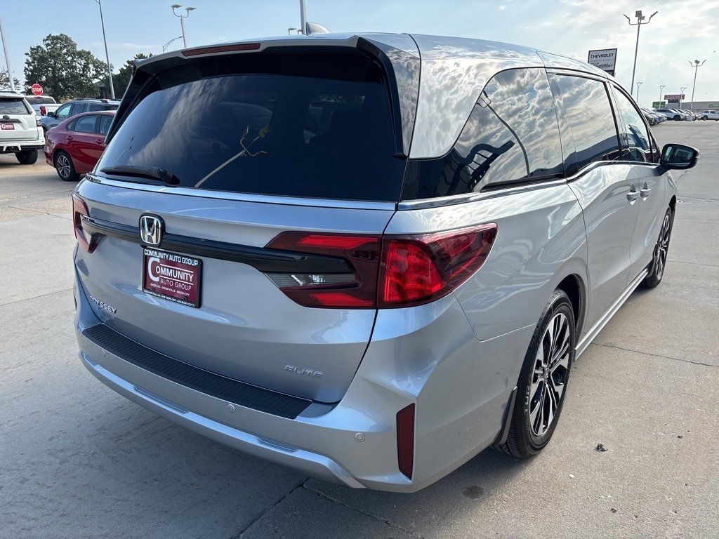 New 2026 Honda Odyssey Elite image 3