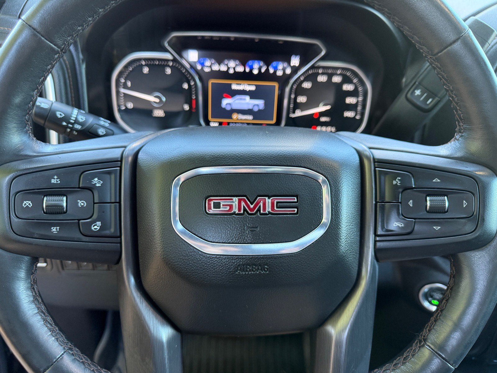 Used 2020 GMC Sierra 3500 AT4 w/ AT4 Premium Package AWD/4WD image 29