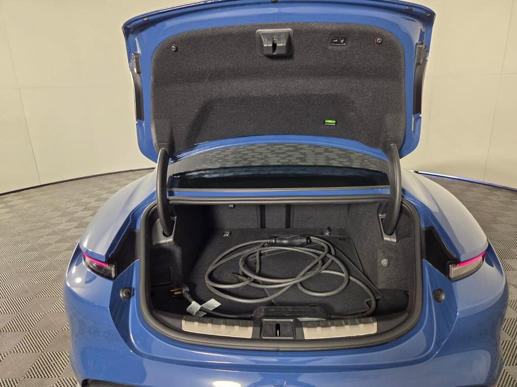 Used 2021 Porsche Taycan 4S image 27