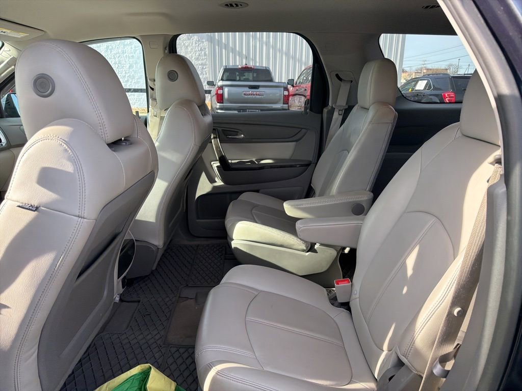 Used 2017 GMC Acadia Limited SLT image 11