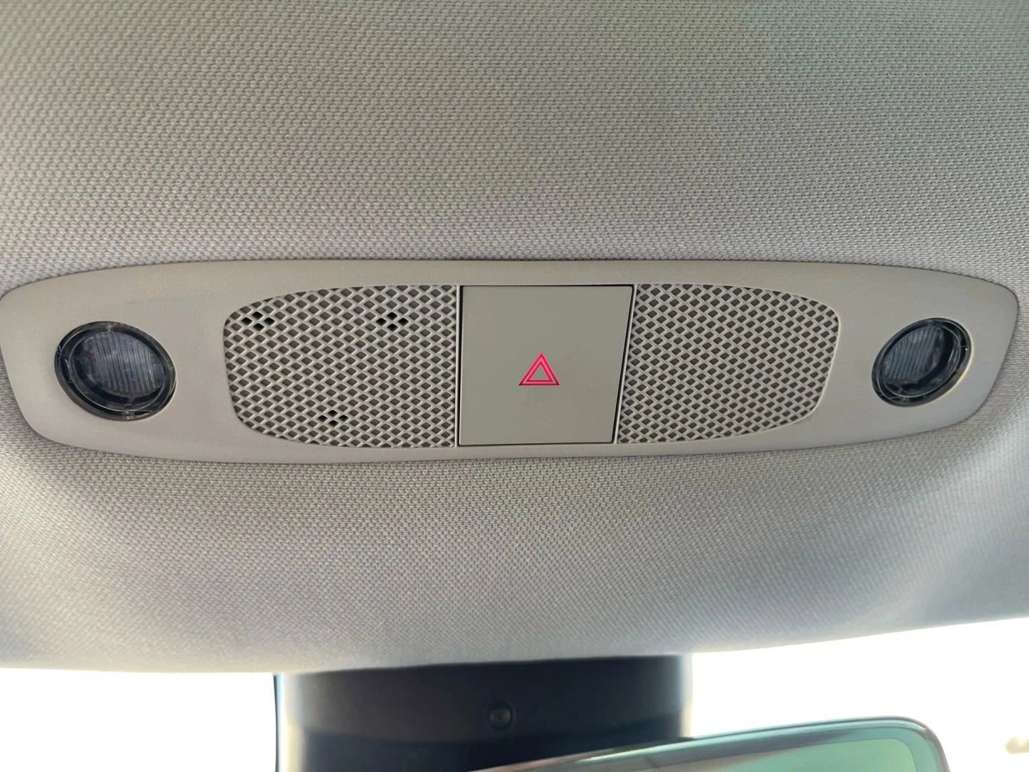 Used 2018 Tesla Model 3 Mid Range image 23