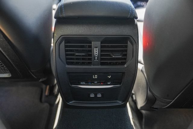 Used 2022 BMW 330e w/ M Sport Package RWD image 42