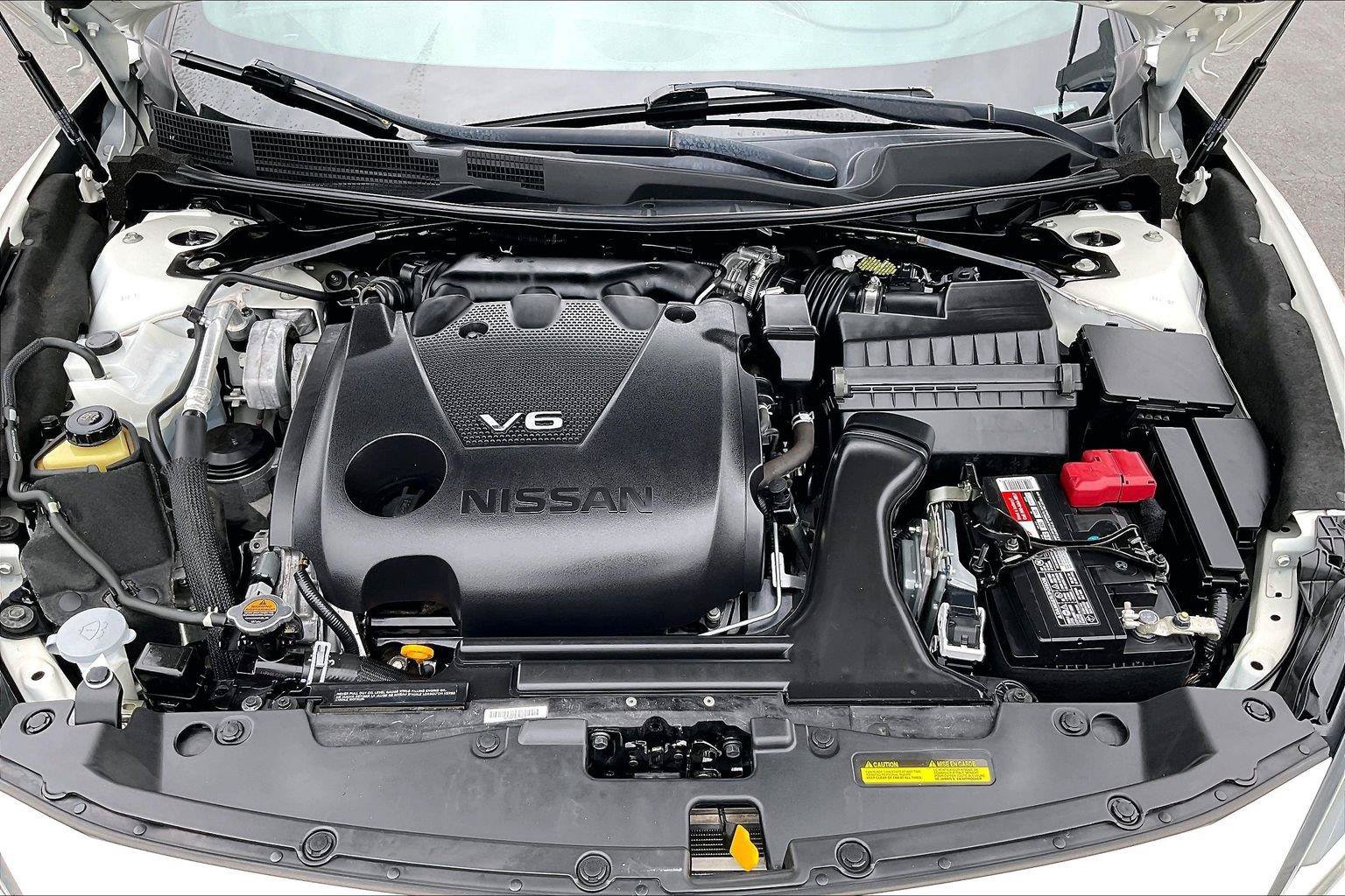Certified 2020 Nissan Maxima SR w/ Sport Mat Group FWD image 11