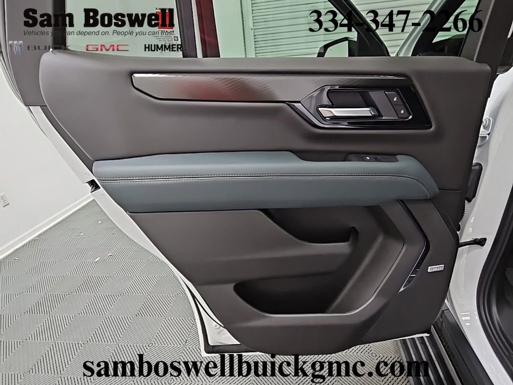 New 2026 GMC Yukon AT4 w/ AT4 Premium Plus Package AWD/4WD image 36