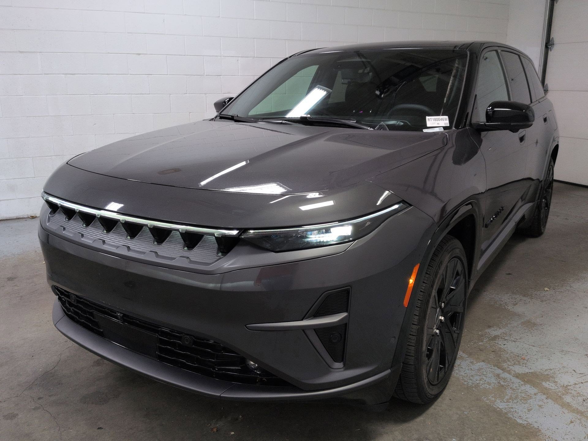 Used 2024 Jeep Wagoneer Launch Edition image 10