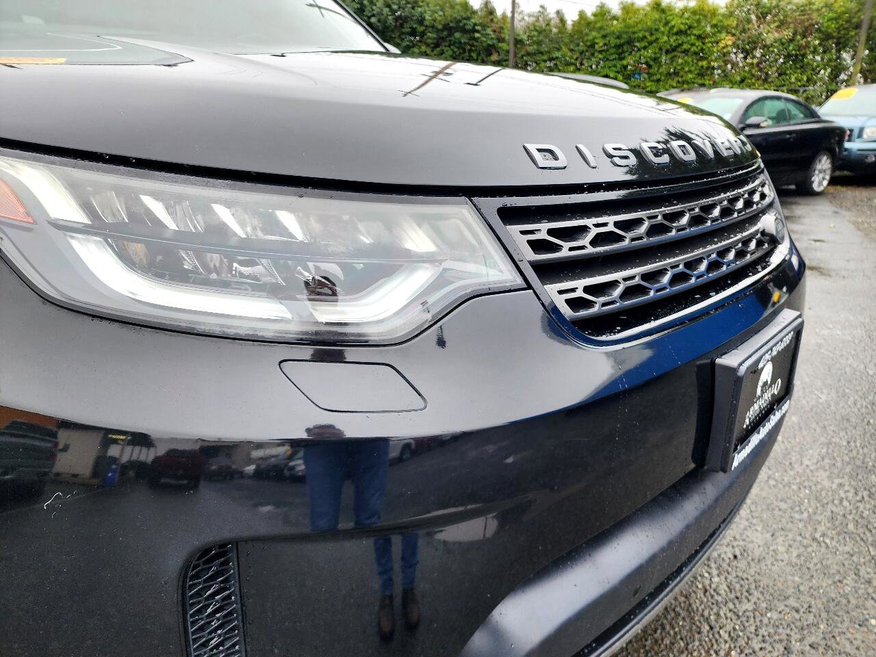 Used 2017 Land Rover Discovery SE image 34