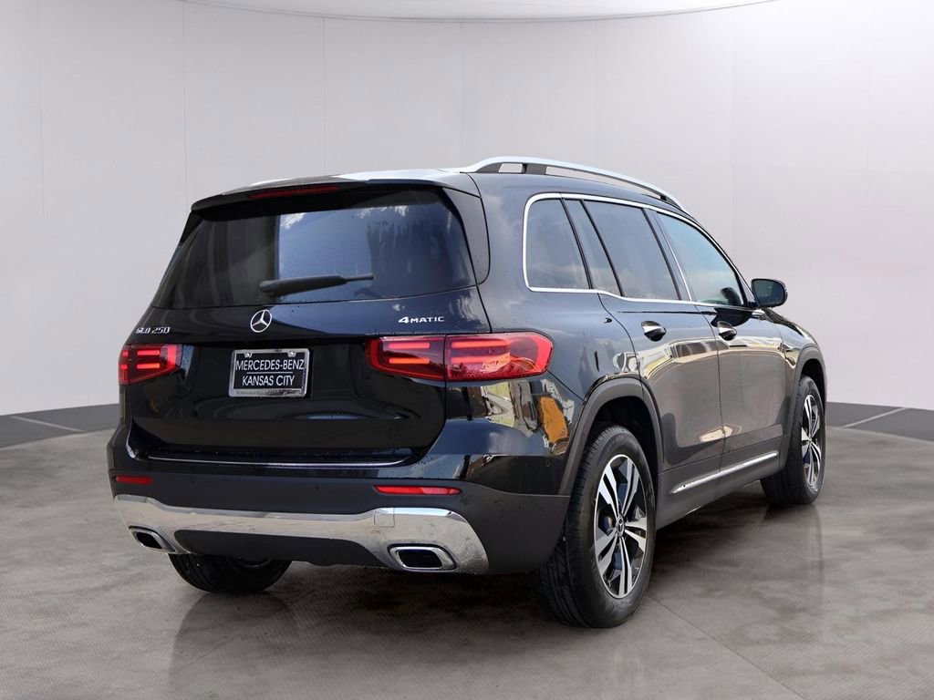 Certified 2025 Mercedes-Benz GLB 250 4MATIC image 7