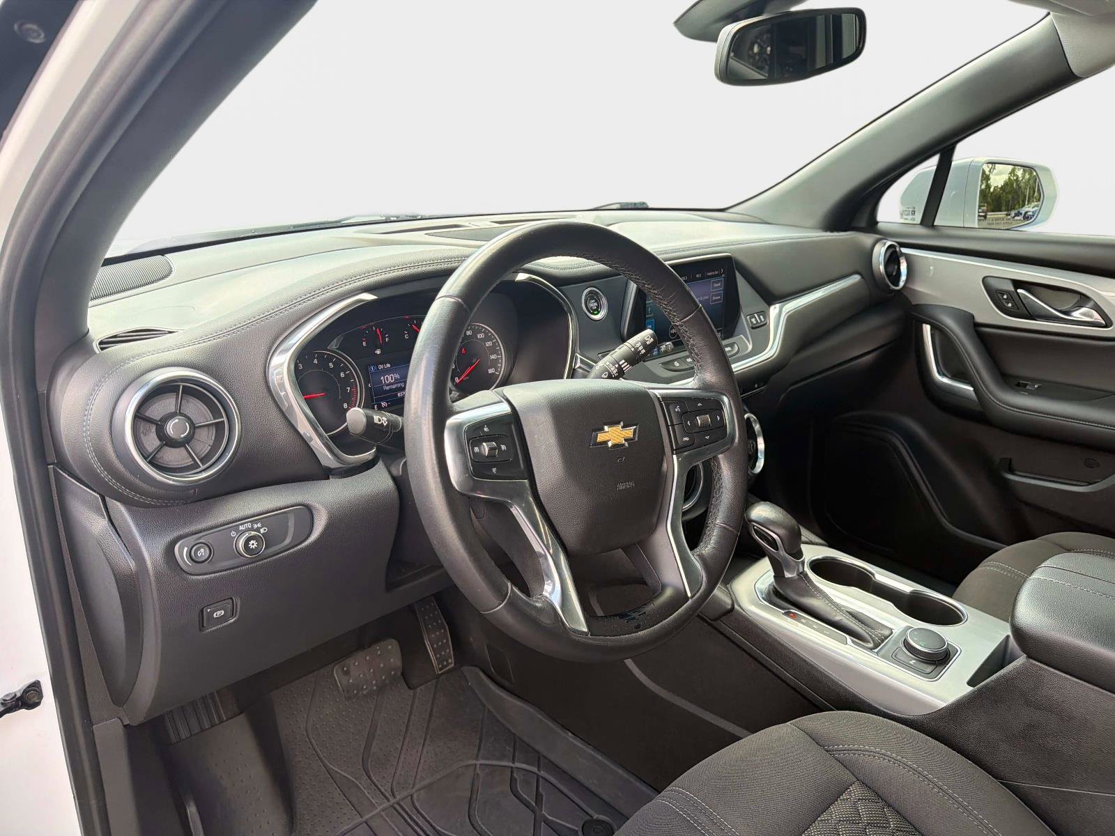Used 2020 Chevrolet Blazer LT FWD image 17