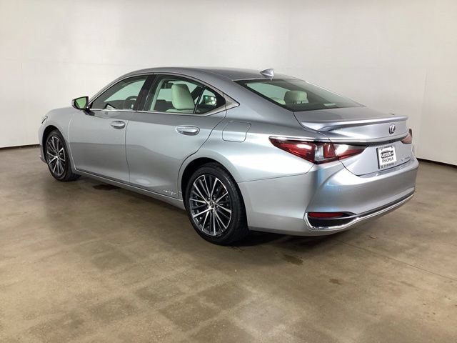 Used 2022 Lexus ES 300h w/ Premium Package FWD image 14