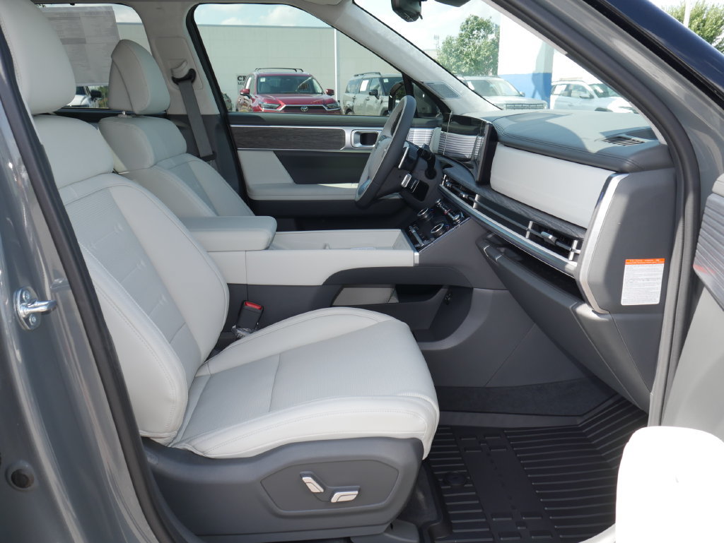 New 2026 Hyundai Santa Fe Calligraphy FWD image 25
