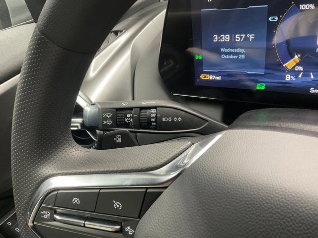 New 2026 Chevrolet Equinox EV LT image 17