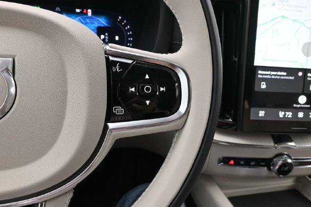 New 2027 Volvo XC60 B5 Ultra AWD/4WD image 25