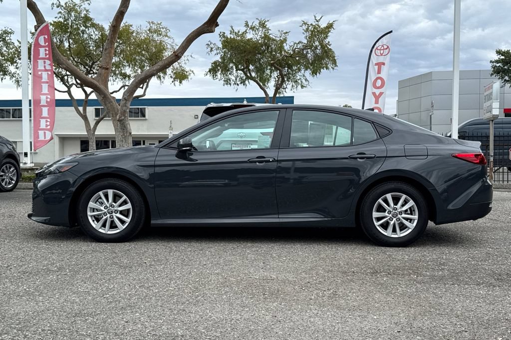 Used 2025 Toyota Camry LE w/ Convenience Package FWD image 6