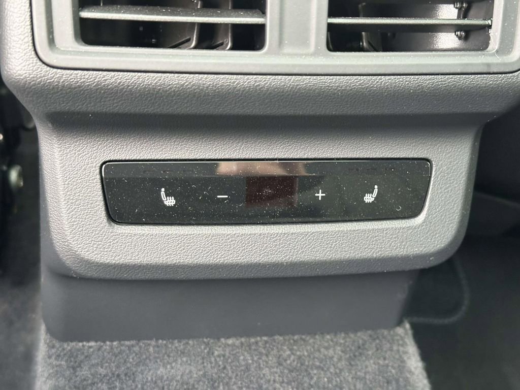 Used 2025 Audi Q5 Prestige image 13