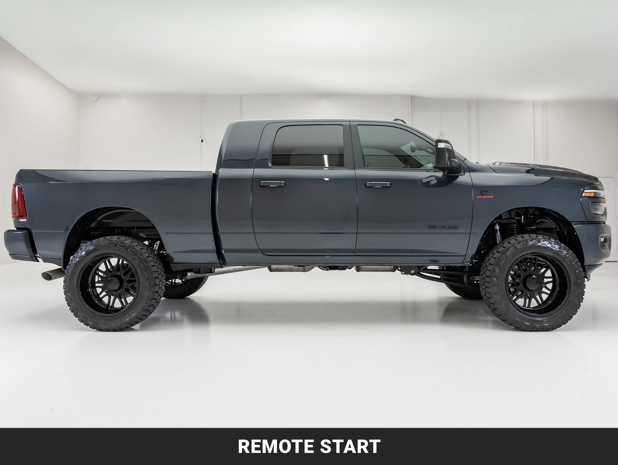 Used 2026 RAM 2500 Laramie w/ Night Edition AWD/4WD image 11