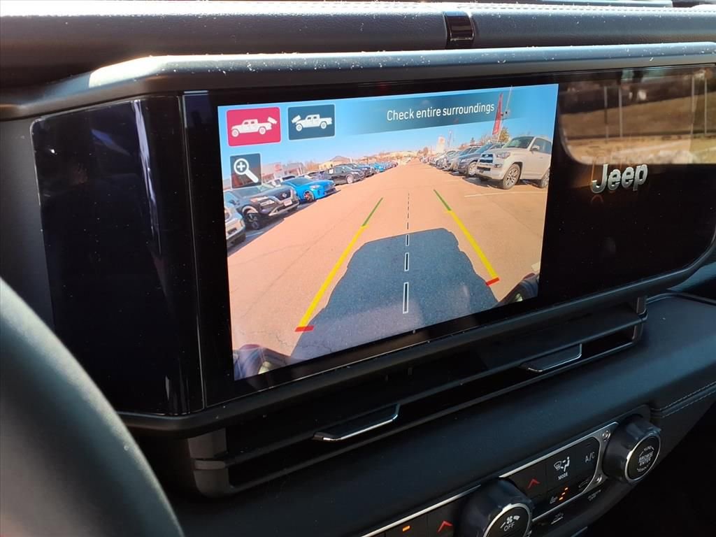 Used 2024 Jeep Gladiator Rubicon image 23