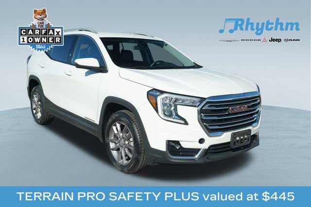 Used 2023 GMC Terrain SLT image 1