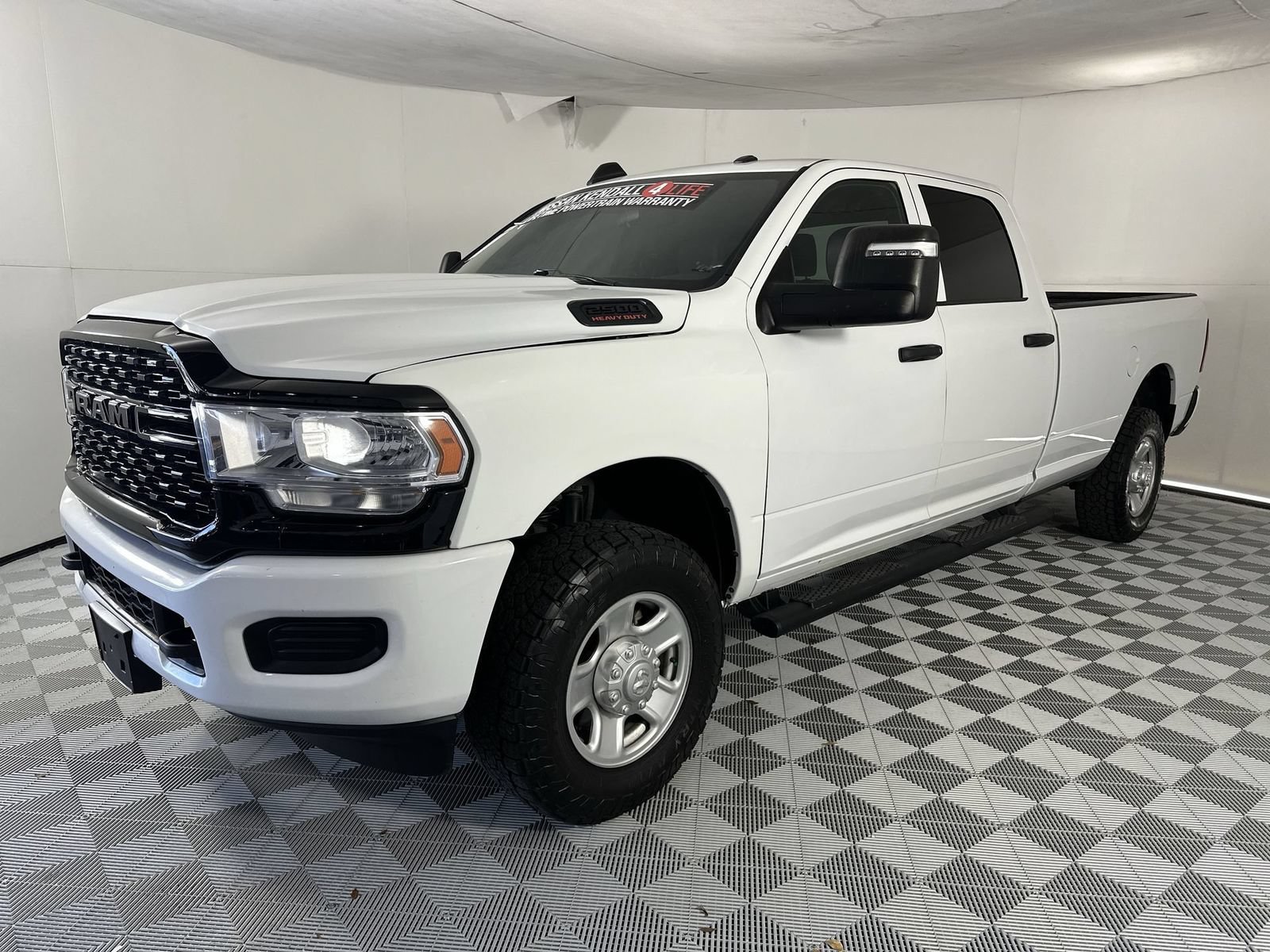 Used 2024 RAM 2500 Tradesman w/ Protection Group AWD/4WD image 4