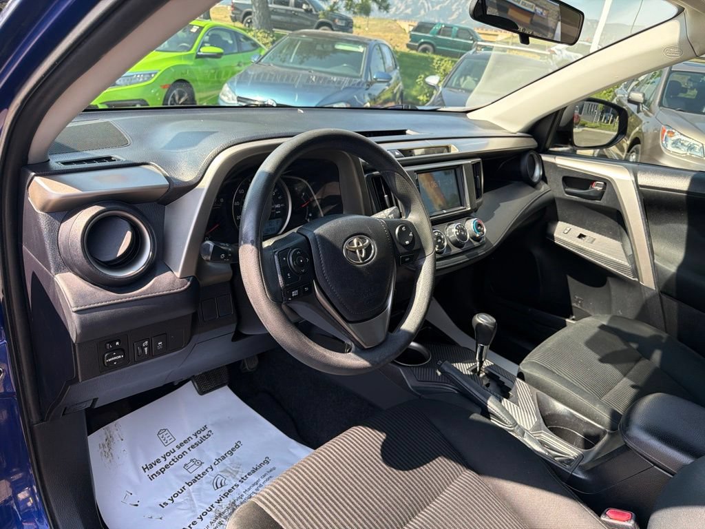 Used 2014 Toyota RAV4 LE FWD image 23