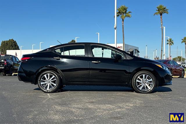 Used 2024 Nissan Versa S w/ S Plus Package image 3