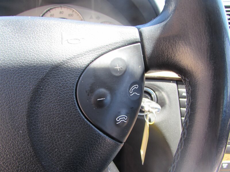Used 2003 Mercedes-Benz E 500 Sedan image 15