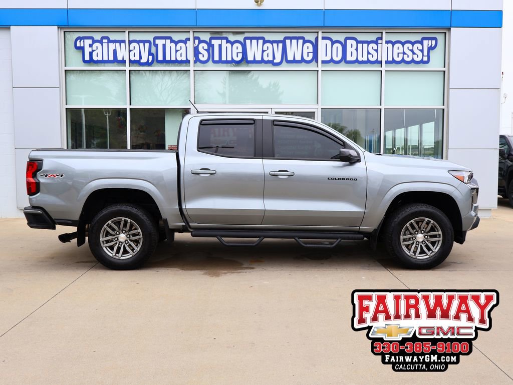 Used 2024 Chevrolet Colorado LT w/ LT Convenience Package AWD/4WD image 1