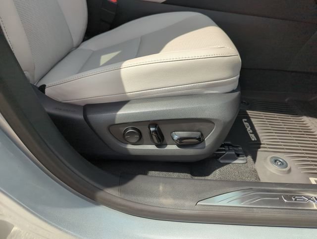 Used 2024 Lexus RX 350 Premium Plus w/ Convenience Package image 39