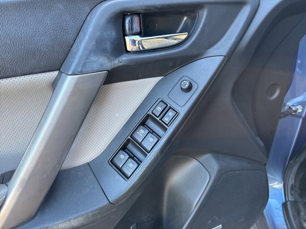 Used 2015 Subaru Forester 2.5i Limited image 11