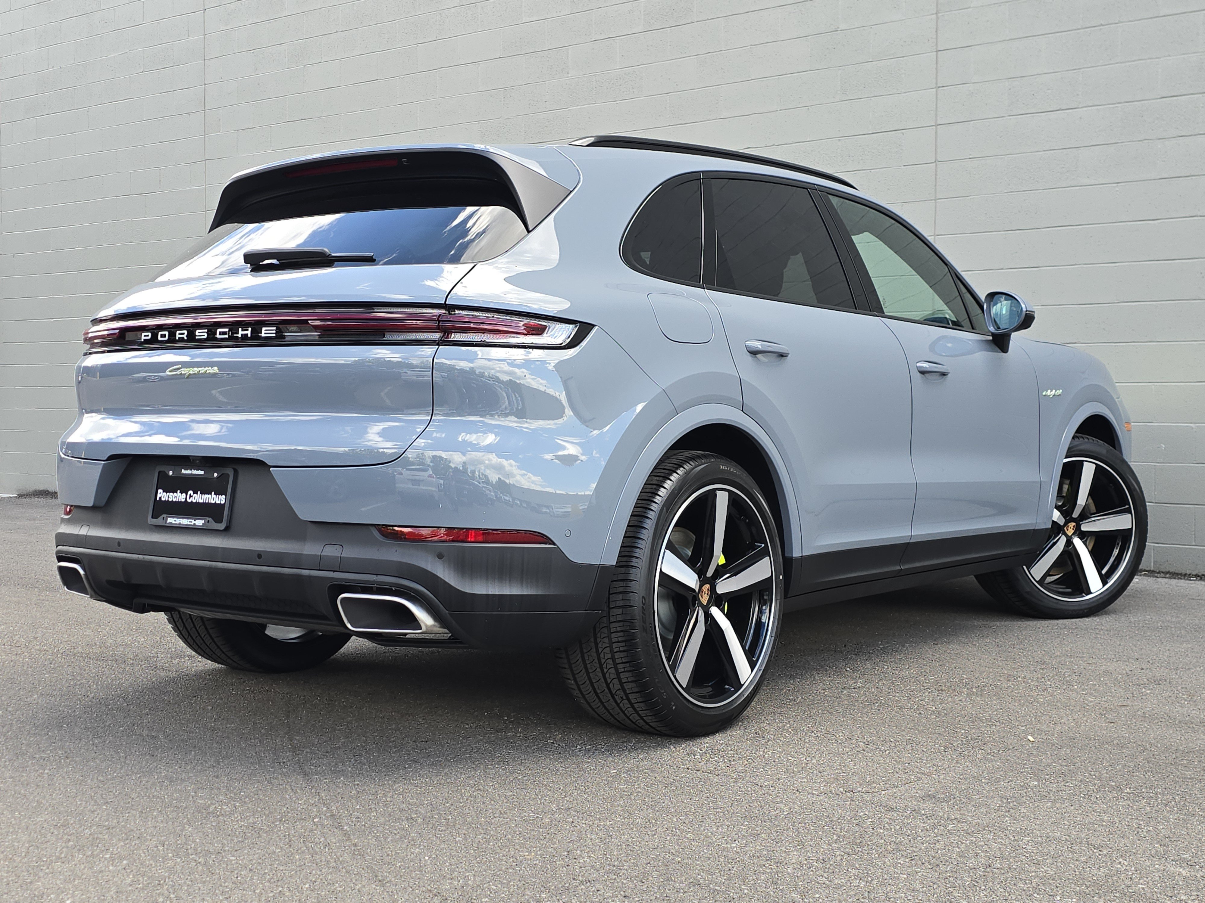 New 2026 Porsche Cayenne E-Hybrid AWD/4WD image 9