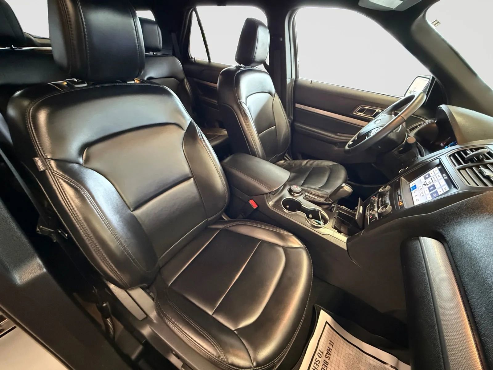 Used 2019 Ford Explorer XLT w/ Equipment Group 202A image 57