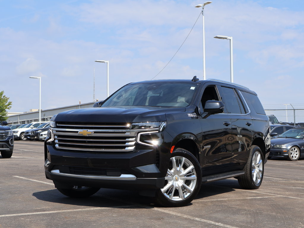 Used 2023 Chevrolet Tahoe High Country AWD/4WD image 1