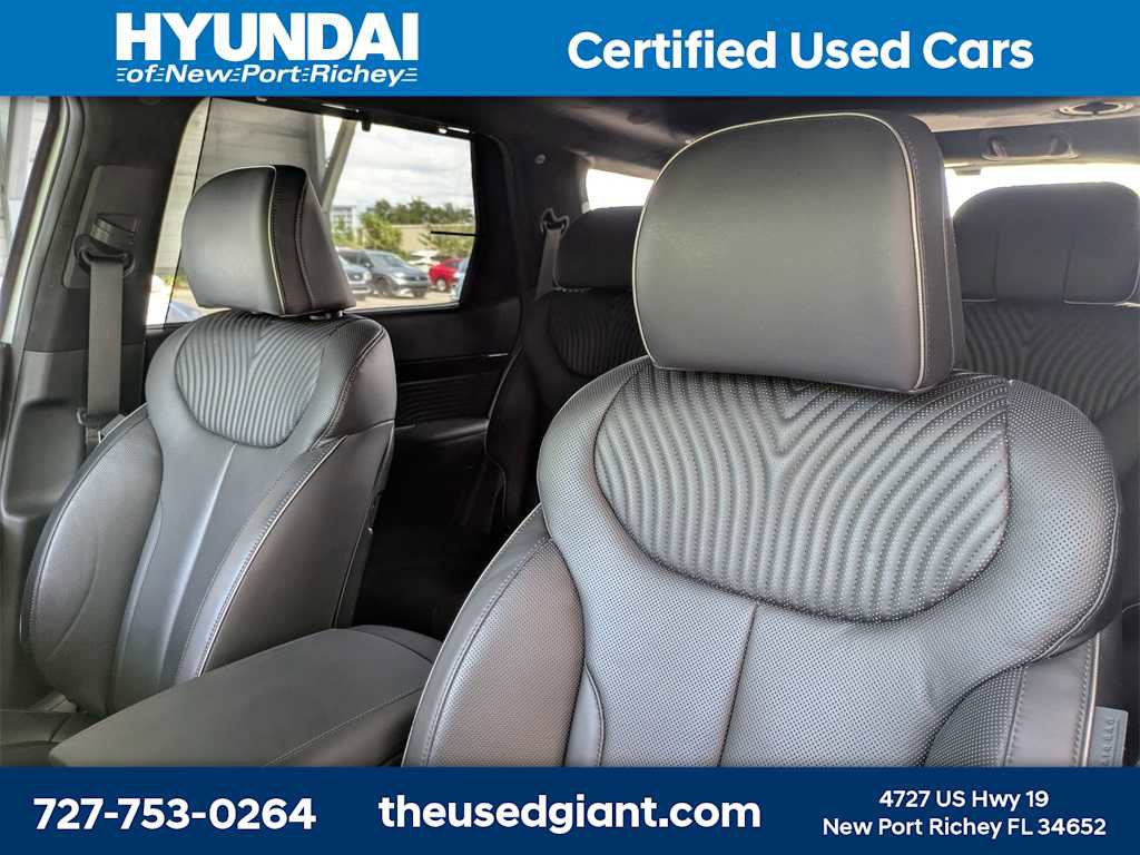 Used 2024 Hyundai Palisade Calligraphy image 7