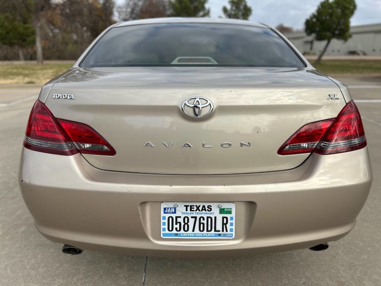 Used 2008 Toyota Avalon XL image 7