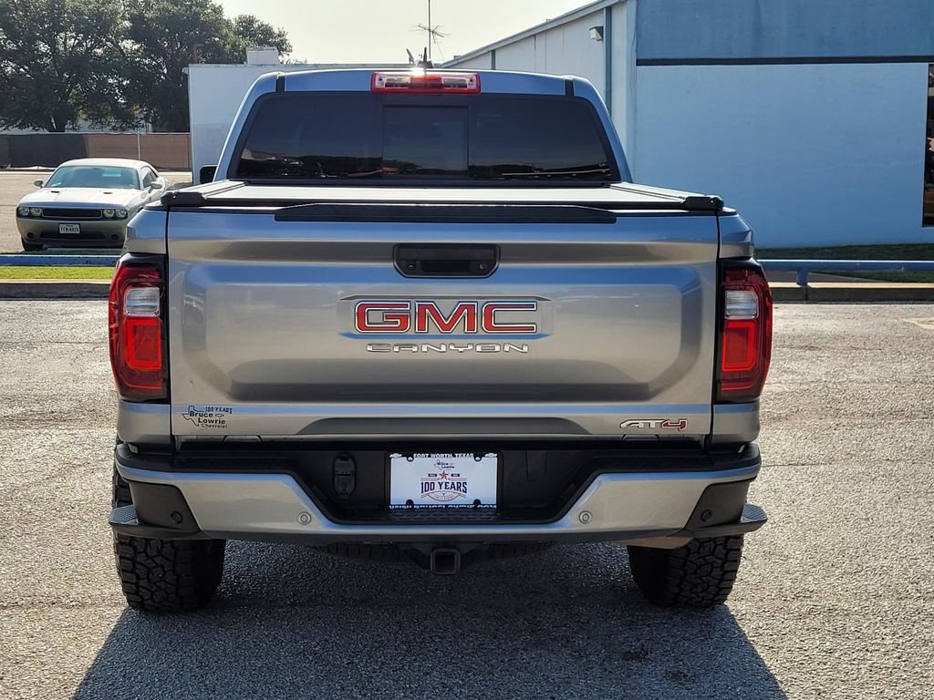 Used 2024 GMC Canyon AT4 w/ Technology Package AWD/4WD image 5