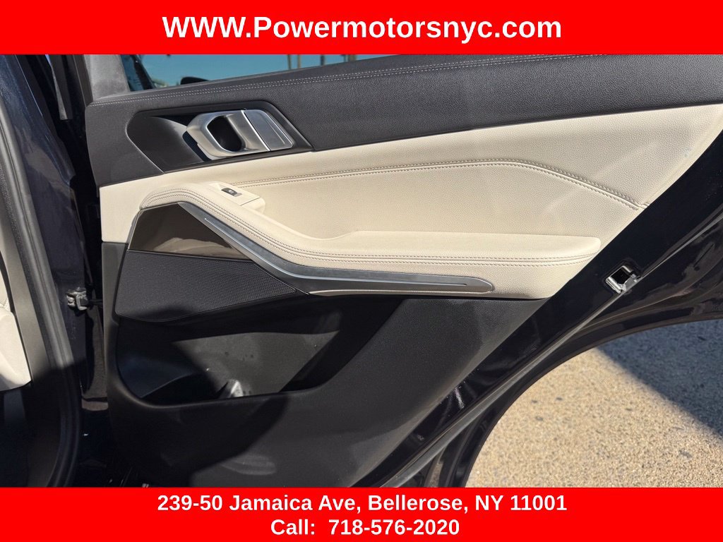 Used 2022 BMW X5 xDrive40i w/ M Sport Package AWD/4WD image 25