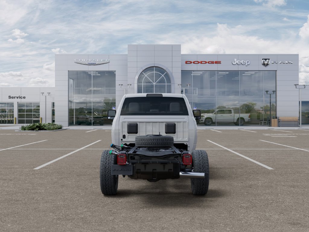 New 2025 RAM 3500 Tradesman AWD/4WD image 8