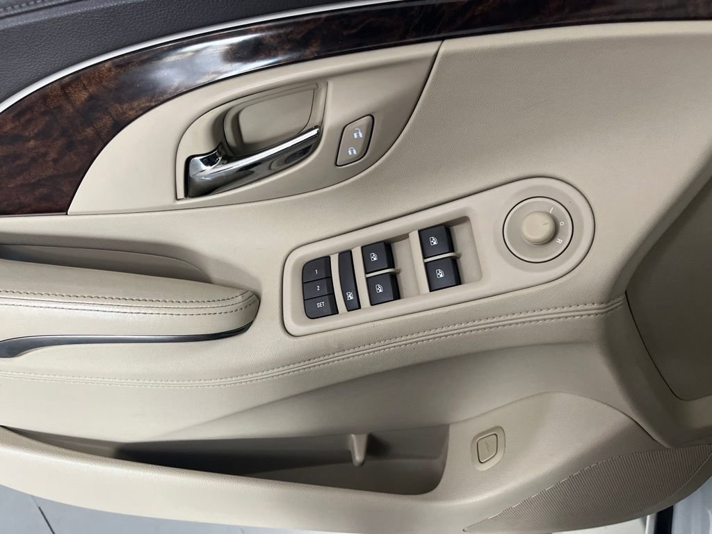 Used 2016 Buick LaCrosse Leather FWD image 52