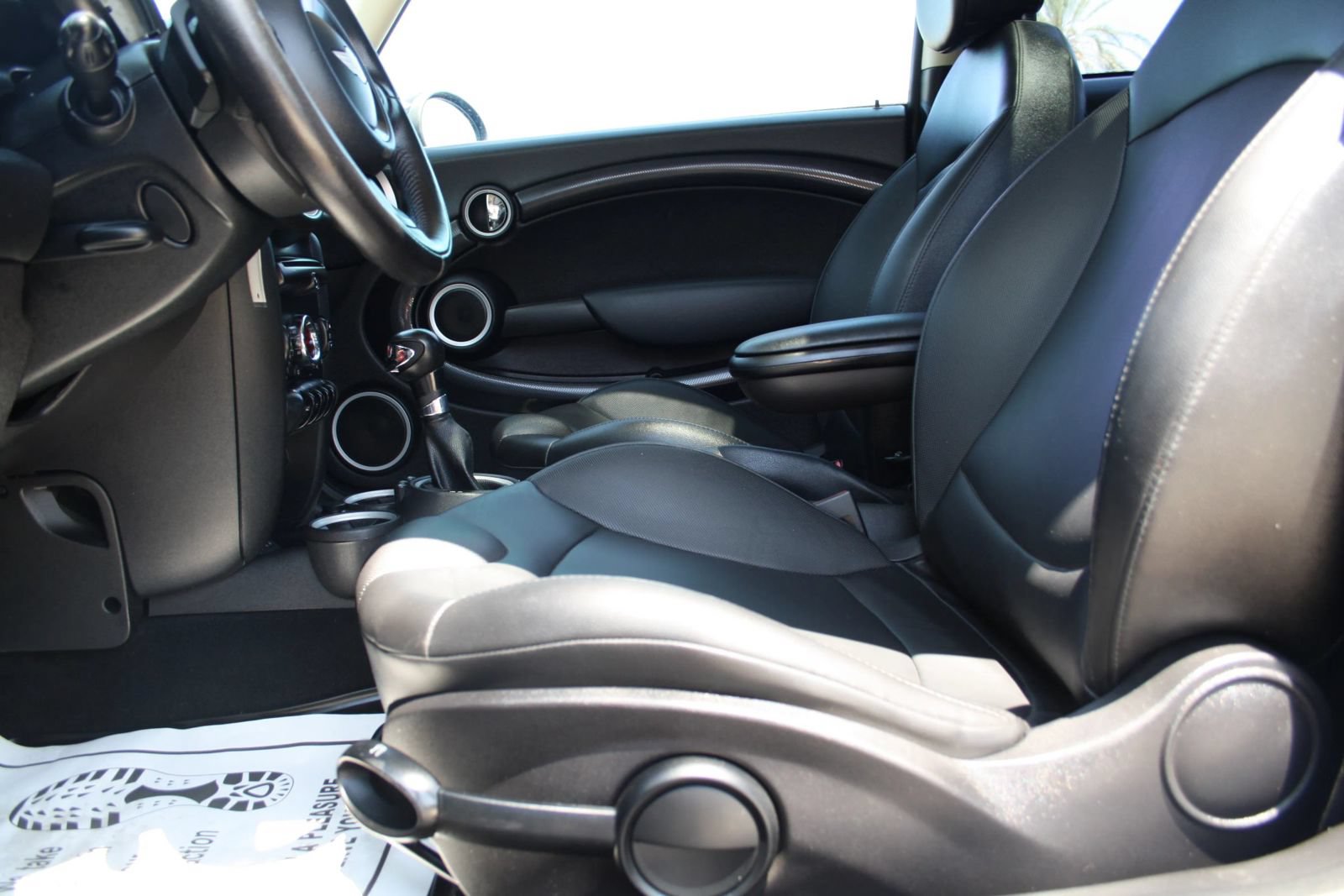 Used 2013 MINI Cooper S FWD image 12