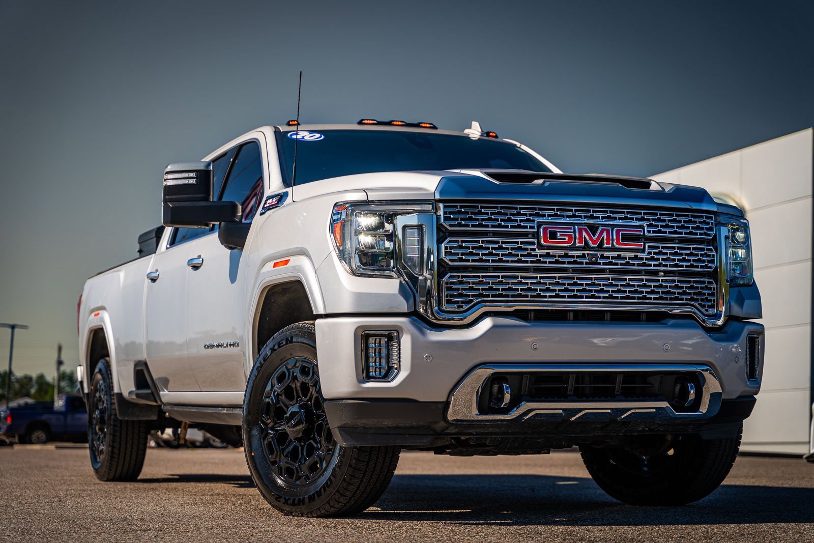 Used 2020 GMC Sierra 2500 Denali w/ Technology Package image 5