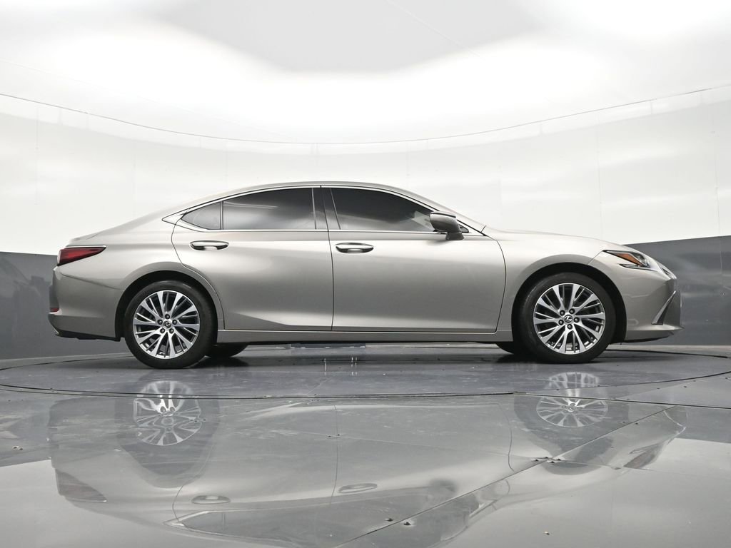 Used 2019 Lexus ES 350 w/ Premium Package FWD image 32
