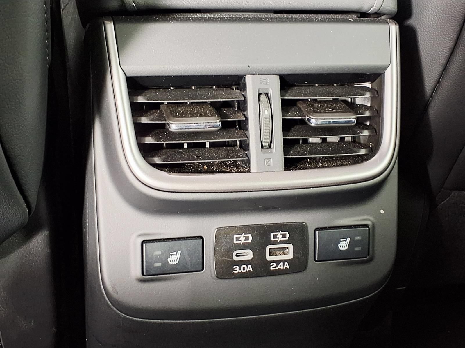 Certified 2025 Subaru Outback Touring AWD/4WD image 10