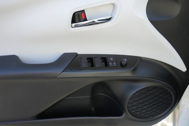 Used 2020 Toyota Prius Prime XLE FWD image 21