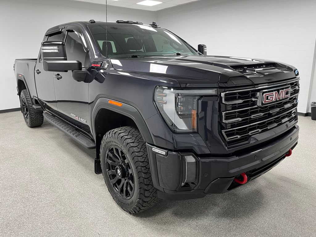 Used 2024 GMC Sierra 2500 AT4 w/ AT4 Premium Plus Package AWD/4WD image 2