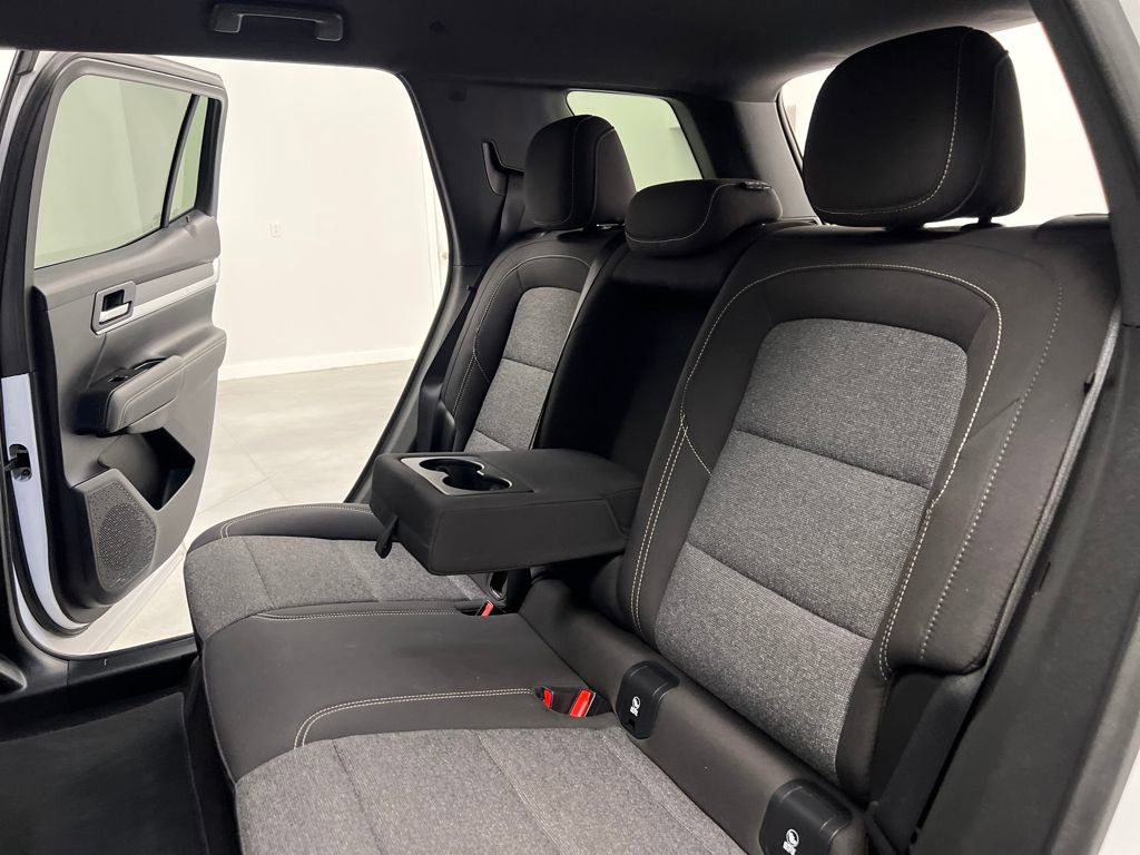 Used 2025 GMC Terrain Elevation image 13