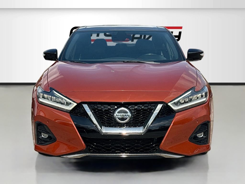Used 2022 Nissan Maxima SR w/ Sport Mat Group FWD image 2