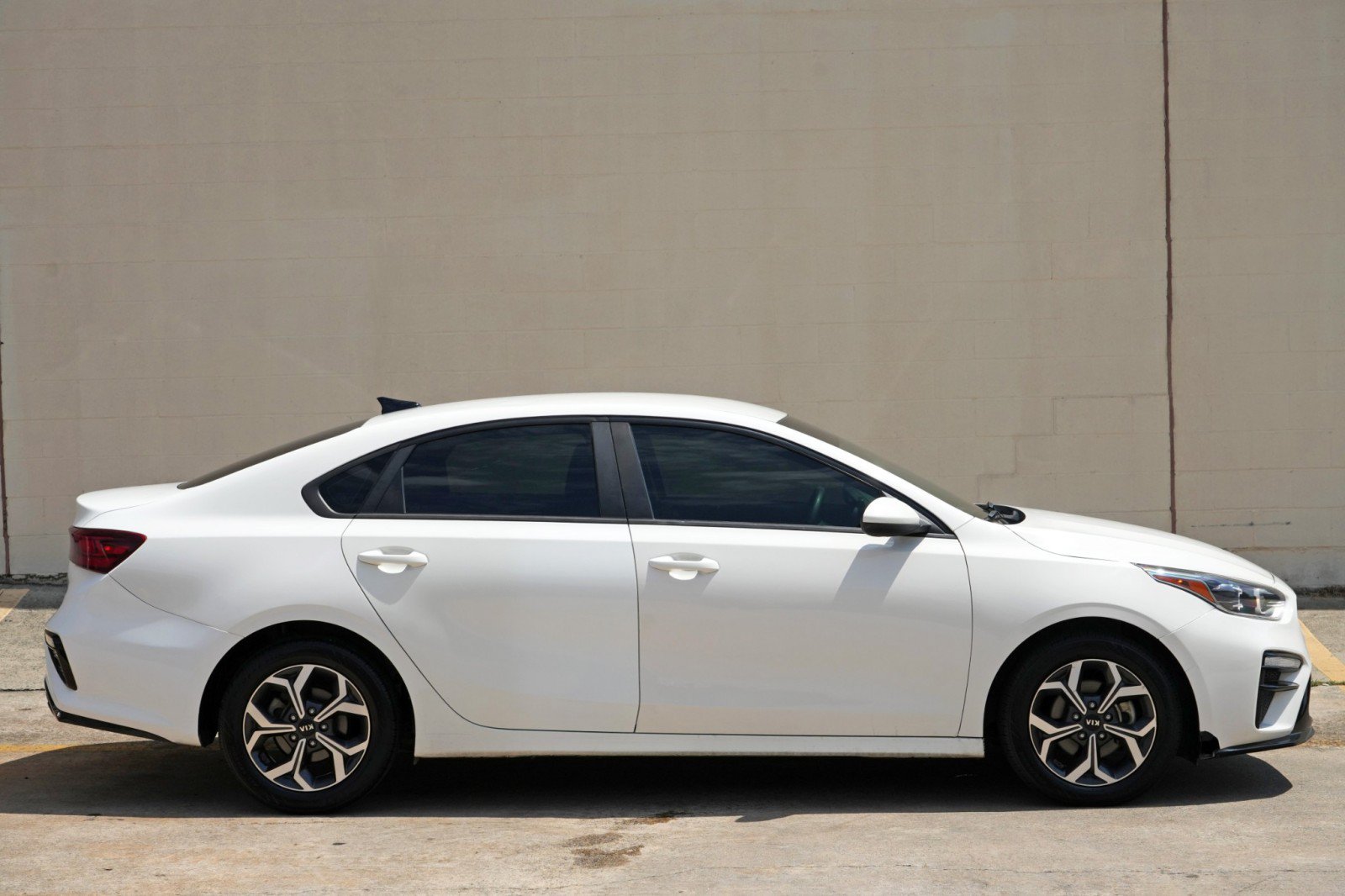 Used 2019 Kia Forte LXS FWD image 44