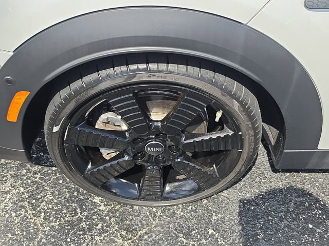 Used 2024 MINI Cooper S w/ MINI Resolute Edition image 6